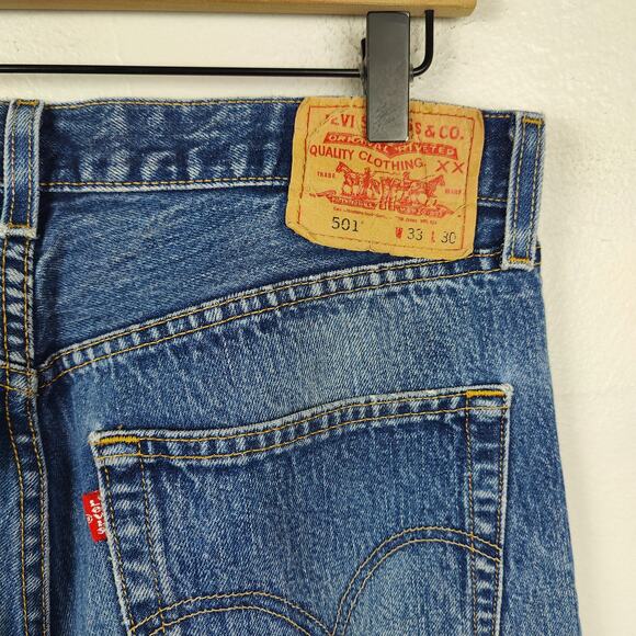 Vintage 90s Levi's 501 Jeans Mens 33x30 Medium Wash Whiskering Straight Fit - Picture 6 of 12